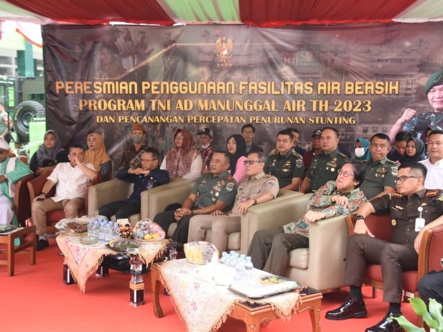 Pangdam Jaya Menghadiri Acara Peresmian Penggunaan Fasilitas Air Bersih Program Unggulan TNI AD