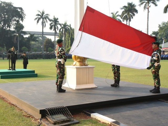 Wujud Penghormatan kepada Para Pejuang dan Pendiri Bangsa, Kodam Jaya Menggelar Upacara HUT ke -78 RI