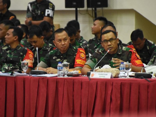 Pangdam Jaya/Jayakarta Hadiri Tactical Floor Game (TFG) KTT ASEAN ke-43 Tahun 2023