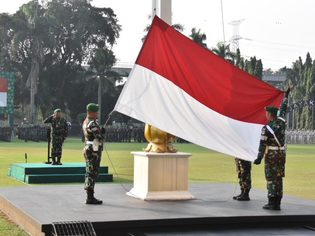 Menumbuhkan Rasa Kebangsaan dan Patriotisme, Kodam Jaya Laksanakan Upacara Bendera