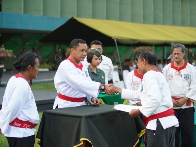 Pangdam Jaya Pimpin Penutupan Mobile Training Team (MTT) Kader Pelatih PPS Betako Merpati Putih