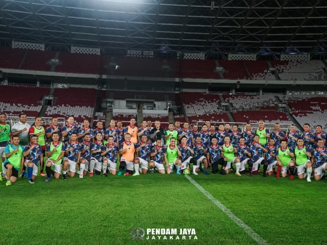 Tingkatkan Sinergitas, Kodam Jaya Olahraga Bersama Dengan Polda Metro Jaya