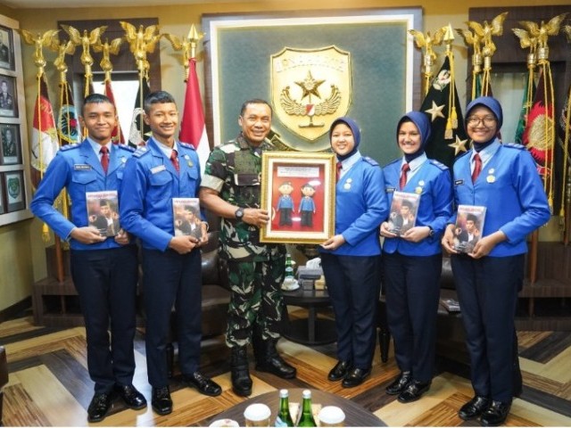 Pangdam Jaya Menerima Audiensi Siswa-Siswi SMA Taruna Nusantara