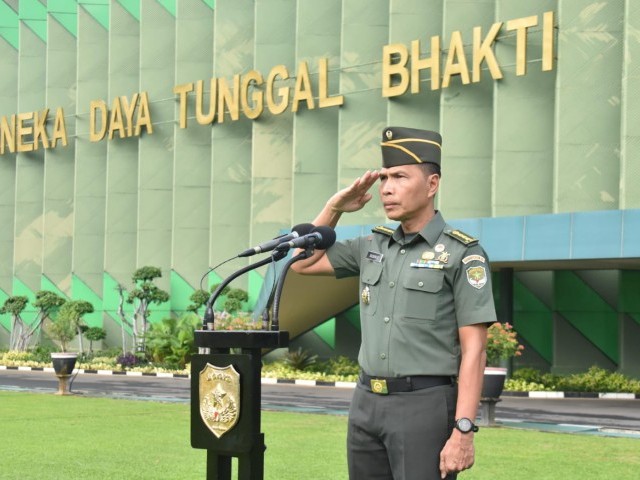 Kodam Jaya Laksanakan Upacara Bendera Mingguan