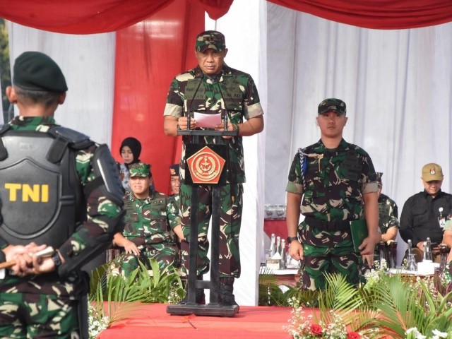 Apel Gelar Pasukan Kesiapan Pengamanan Pemilu, Pangdam Jaya Minta Prajurit Tingkatkan Kewaspadaan dan Kesiapsiagaan Tinggi