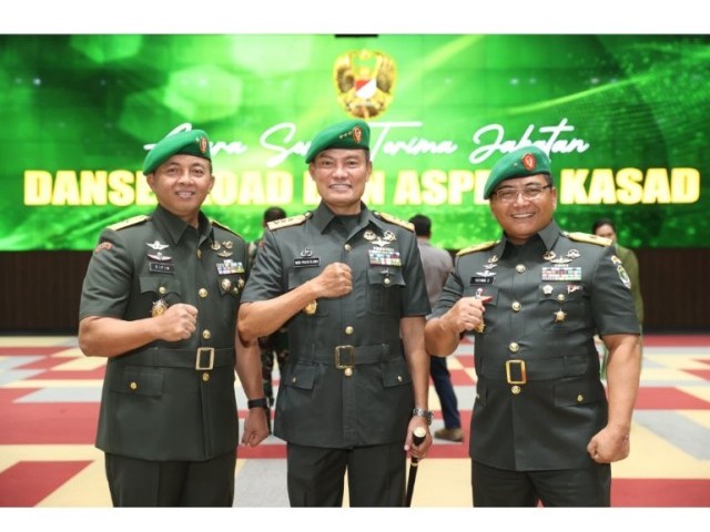 Kasdam Jaya Hadiri Serah Terima Jabatan Aspers Kasad