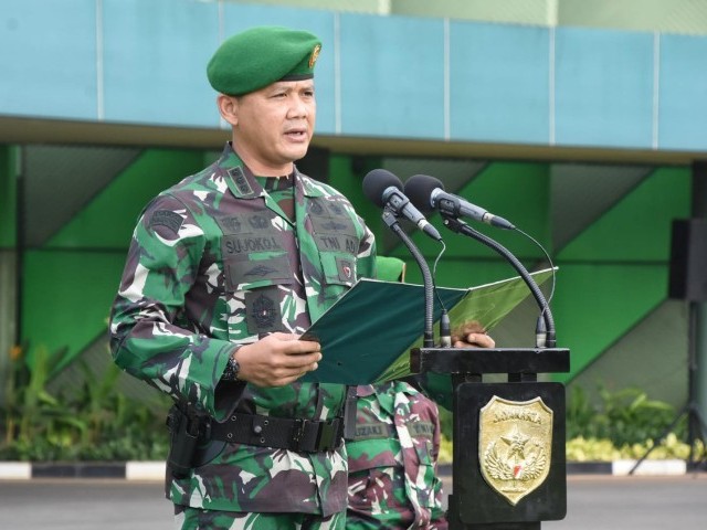 Pimpin Upacara Pengibaran Bendera, Kapaldam Jaya Bertindak Sebagai Inspektur Upacara