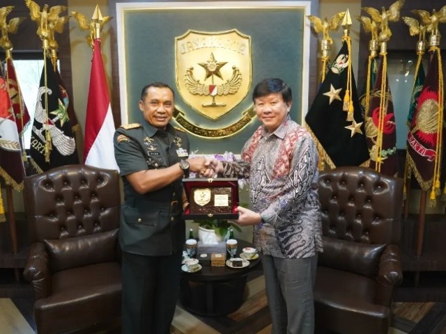 Pangdam Jaya Terima Kunjungan Silaturahmi Direksi PT. Mayora Grup