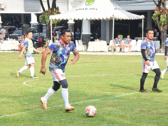 Wujud Nyata Jalin Sinergitas, Kodam Jaya dan Polda Metro Jaya Buktikan di Lapangan Hijau