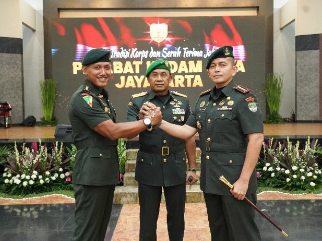 Pangdam Jaya Pimpin Acara Tradisi Korps dan Serah Terima Jabatan Pejabat Kodam Jaya