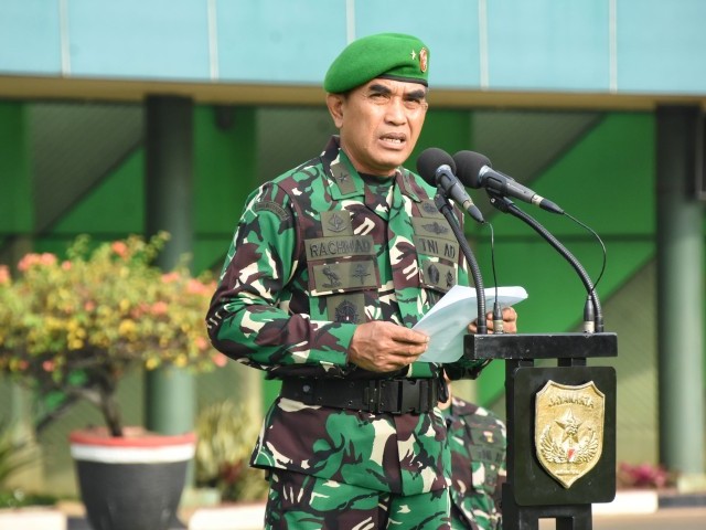 Kasdam Jaya Pimpin Upacara 17-an di Bulan November