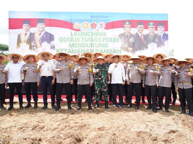 Pangdam Jaya Hadiri Penanaman Pohon Serentak di SPN Lido Polda Metro Jaya Bogor