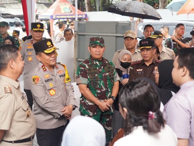 Pangdam Jaya Beserta Forkopimda Tinjau Kesiapan TPS Wilayah Jakarta