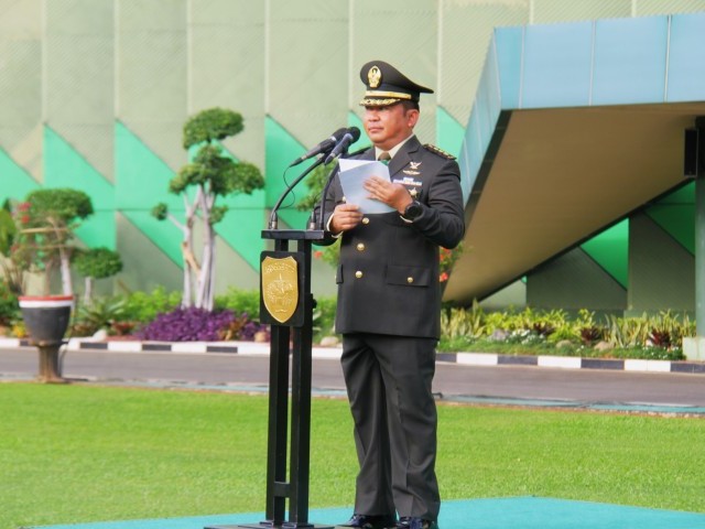 Kahubdam Jaya Bacakan Amanat Presiden pada Peringatan Hari Bela Negara ke-76