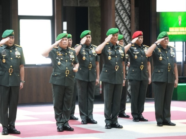 Pangdam Jaya Hadiri Sertijab Pangdam ll/Sriwijaya di Mabesad
