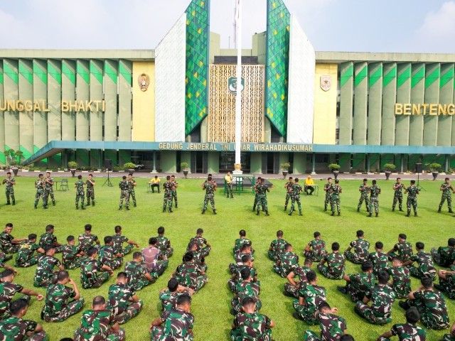 Kodam Jaya Tingkatkan Kemampuan Bela Diri Prajurit Melalui Wasevlat BDT