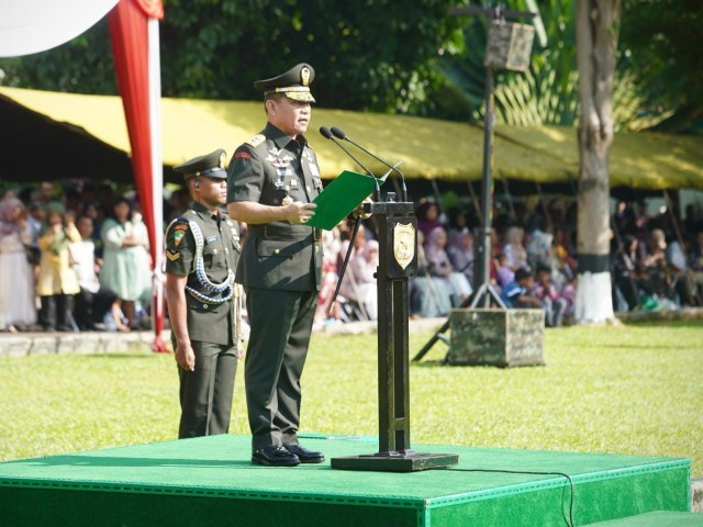 Momen Haru dan Bangga, Pangdam Jaya Lantik Prajurit Muda Siap Mengabdi Untuk NKRI