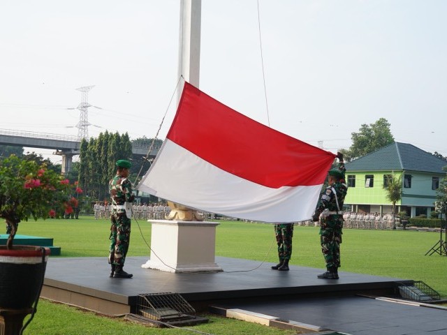 Kodam Jaya Gelar Upacara Bendera Mingguan, Tanamkan Semangat Nasionalisme