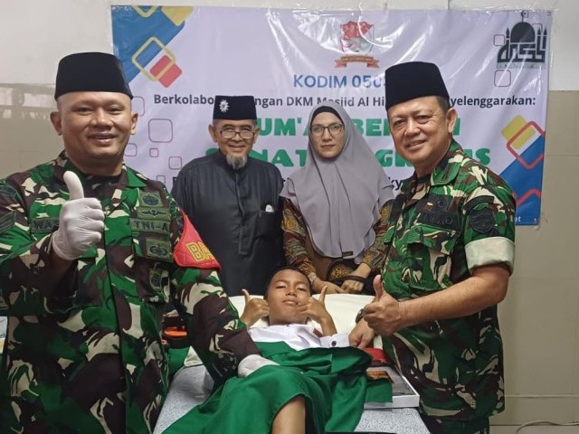 Koramil 07/Kembangan Bersama DKM Masjid Al Hikmah Gelar Khitanan Gratis untuk Anak Yatim dan Dhuafa