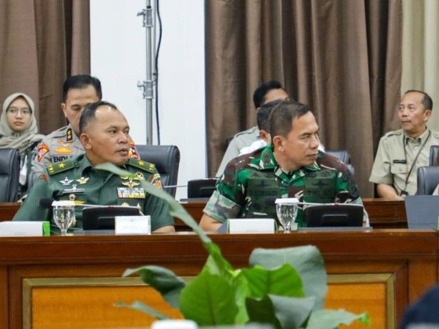 Pangdam Jaya Hadiri Rapat Pleno Jelang Peringatan HUT RI Ke-80