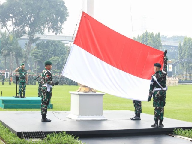 Upacara Bendera Momentum Untuk Terus Berjuang dan Mengabdi kepada NKRI