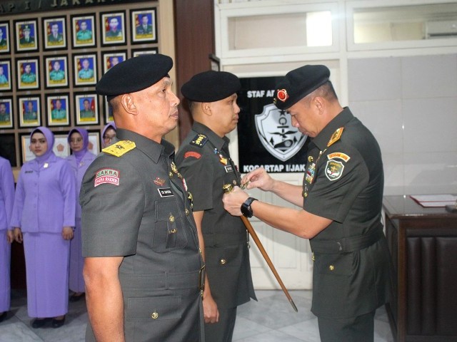 Pangdam Jaya Selaku Dankogartap I/Jakarta Pimpin Sertijab Kaskogartap I/Jakarta