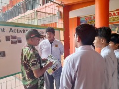Babinsa Cempaka Putih mendorong minat siswa untuk bergabung di TNI Angkatan Darat